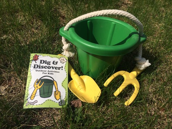 Green Toys Dig and Discover Set