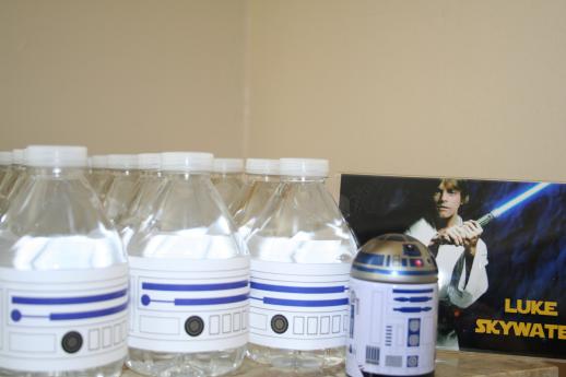 R2D2 Water